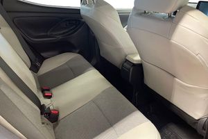 Toyota Yaris bild 9