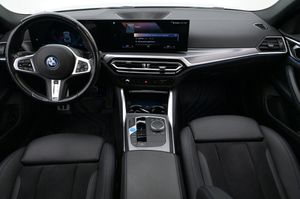 BMW i4 bild 6