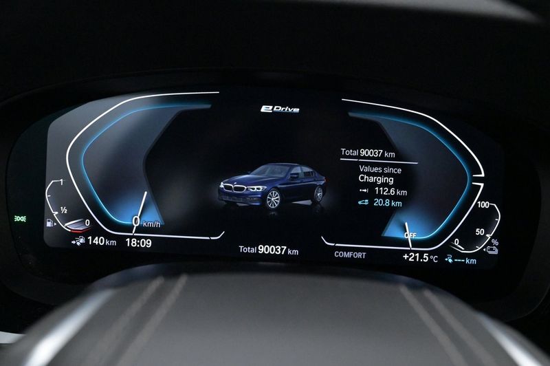 BMW 530 bild 8