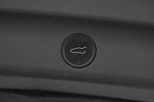 Tesla Model Y bild 22