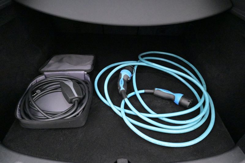 Tesla Model Y bild 23