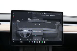Tesla Model Y bild 13