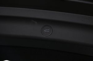 Tesla Model Y bild 22
