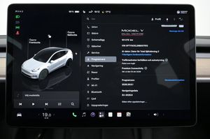 Tesla Model Y bild 9