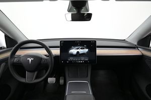 Tesla Model Y bild 6