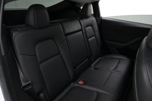 Tesla Model Y bild 20