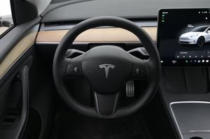 Tesla Model Y bild 7