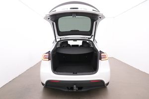 Tesla Model Y bild 21