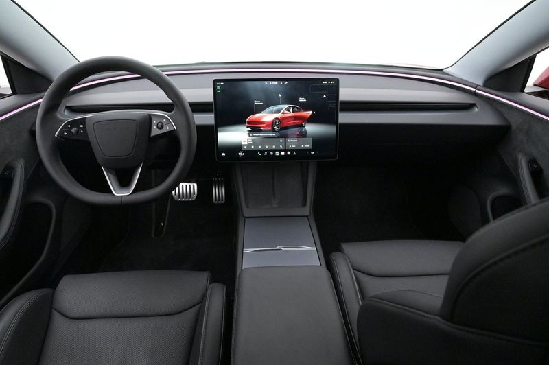 Tesla Model 3 bild 6