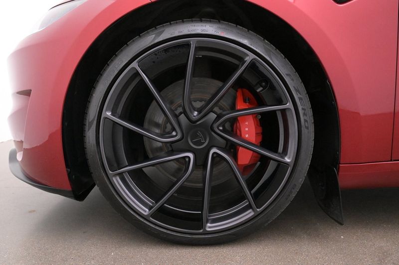 Tesla Model 3 bild 27