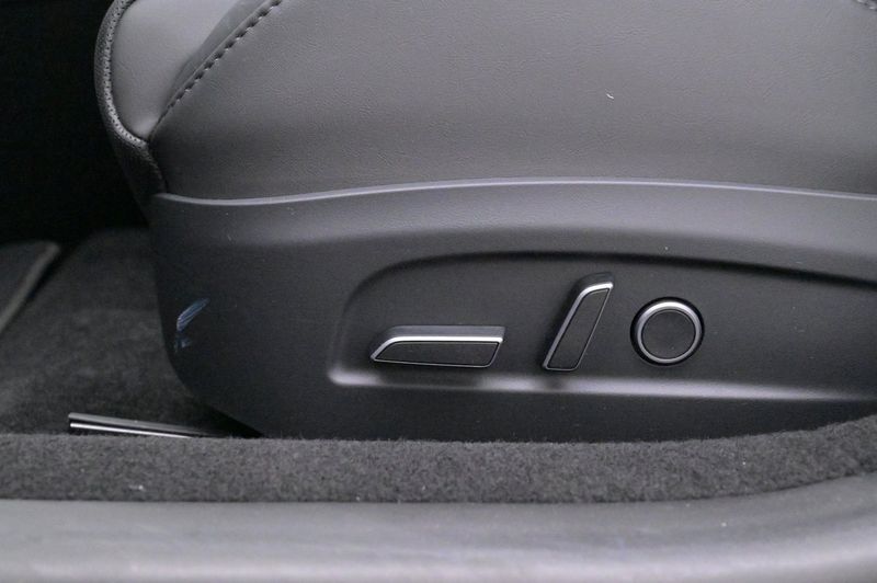 Tesla Model 3 bild 10