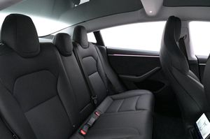 Tesla Model 3 bild 24