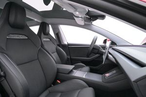 Tesla Model 3 bild 11