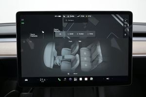 Tesla Model Y bild 14