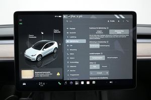 Tesla Model Y bild 10