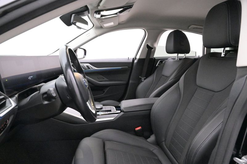 BMW i4 bild 10