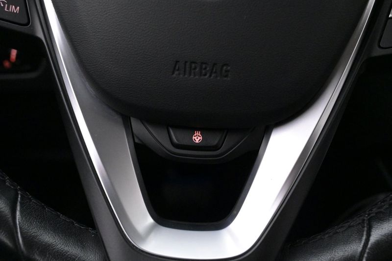 BMW i4 bild 8