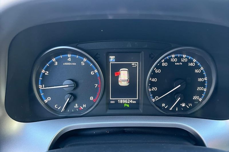 Toyota RAV4 bild 10