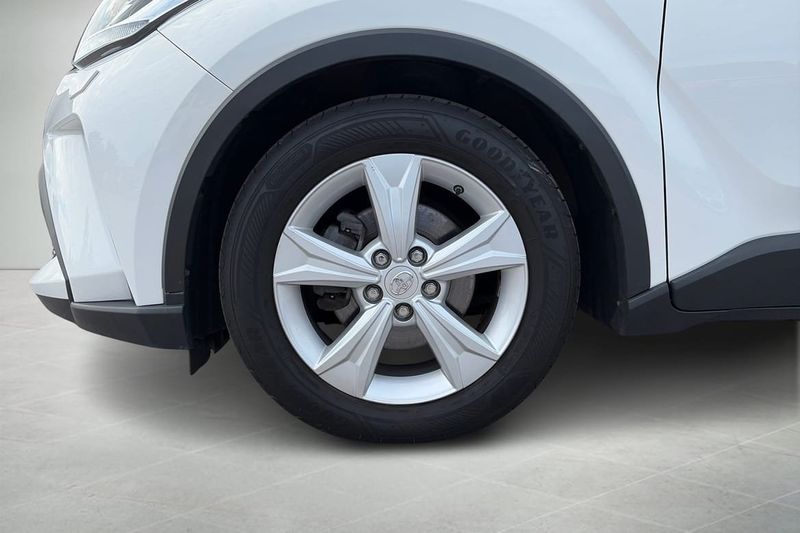 Toyota C-HR bild 16