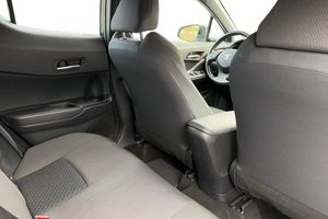 Toyota C-HR bild 8