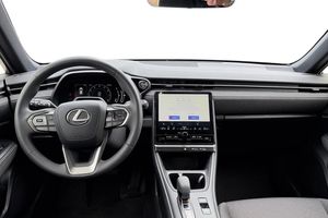 Lexus LBX bild 9