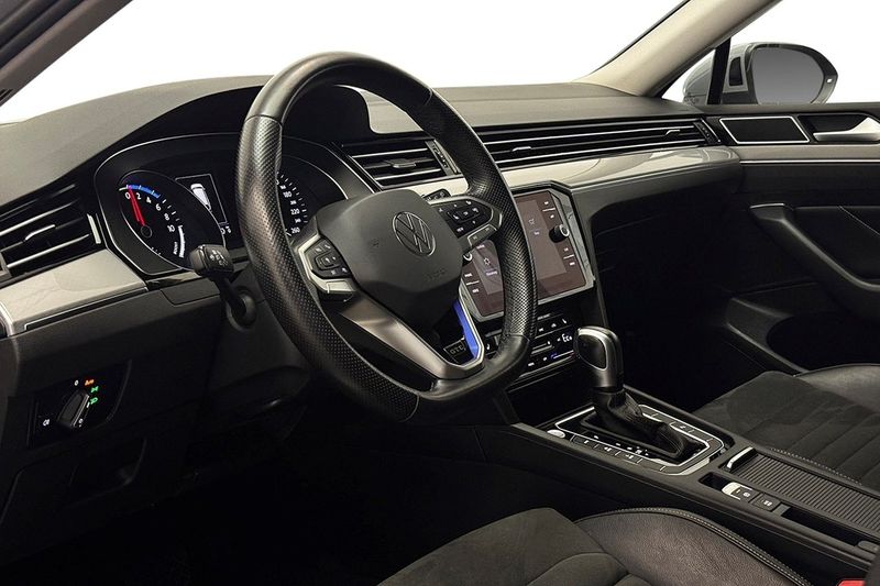 Volkswagen Passat bild 13