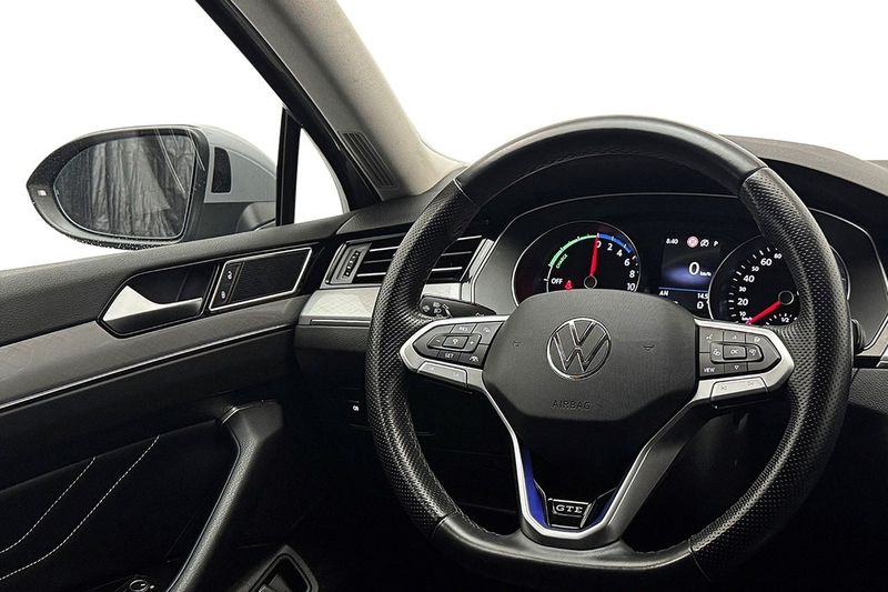 Volkswagen Passat bild 18
