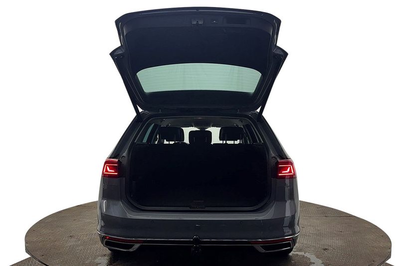 Volkswagen Passat bild 8
