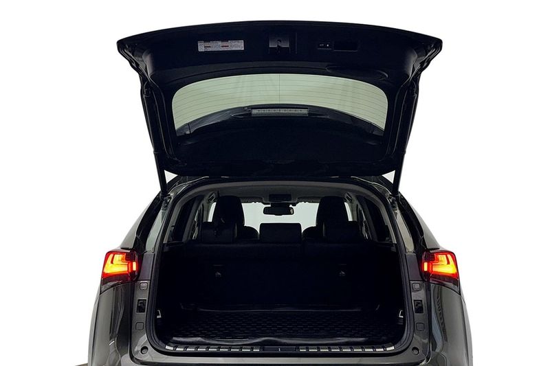 Lexus NX bild 33