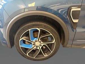 Lynk & Co 01 bild 14