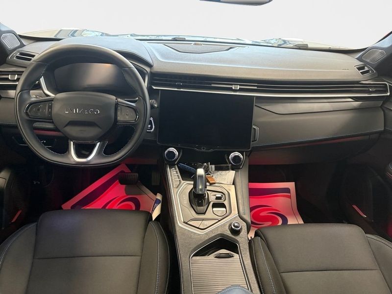 Lynk & Co 01 bild 10