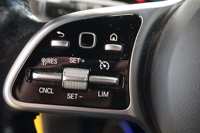 Mercedes CLA180 bild 12