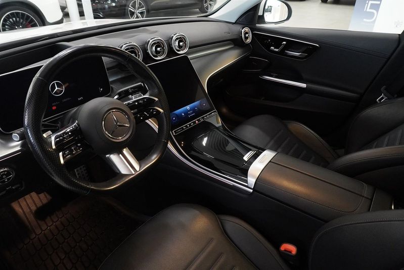 Mercedes C300 bild 2