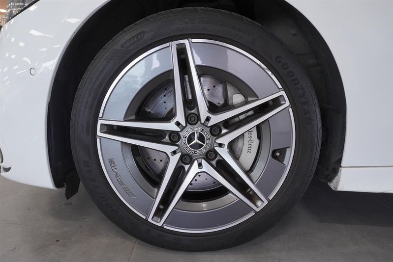 Mercedes C300 bild 11