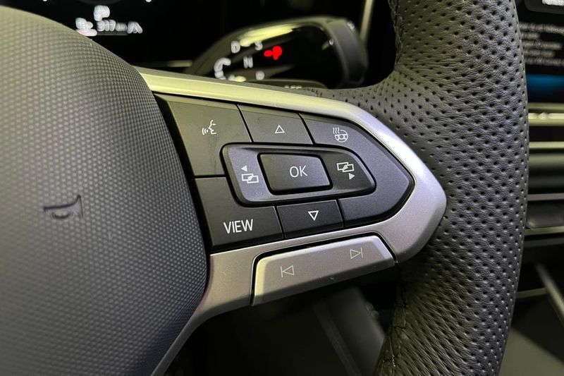 Volkswagen Tiguan bild 8
