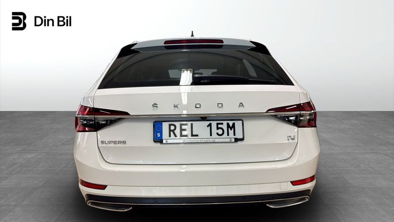 Skoda Superb bild 5