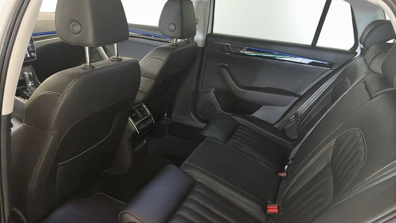 Skoda Superb bild 11