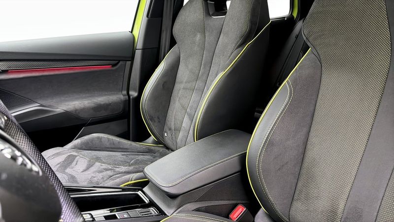 Skoda Enyaq bild 8