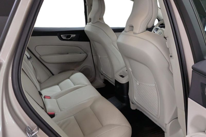 Volvo XC60 bild 9