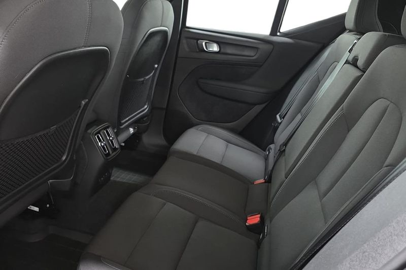 Volvo EX40 bild 13