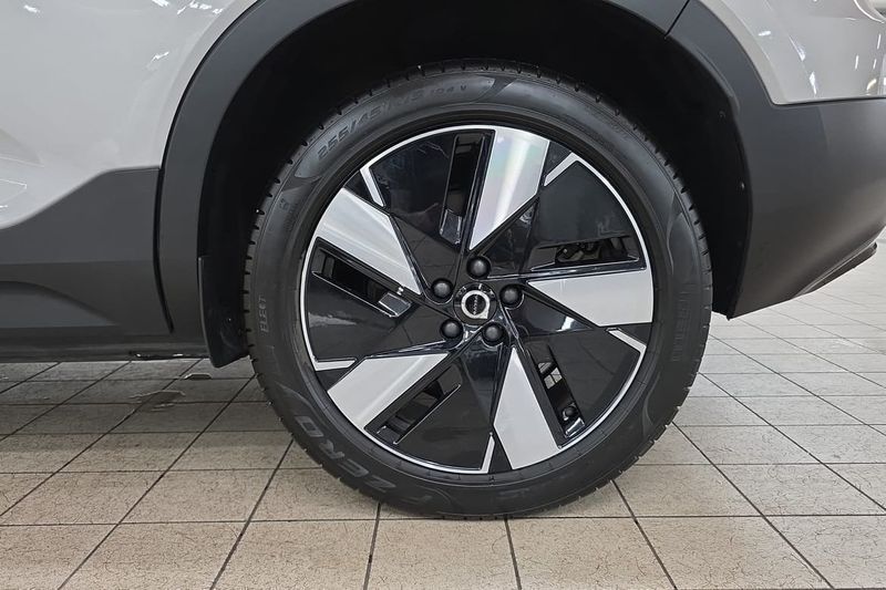 Volvo EX40 bild 17