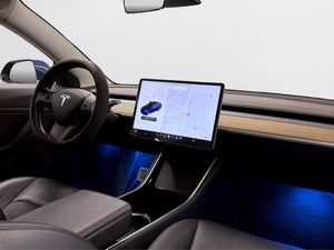 Tesla Model 3 bild 15