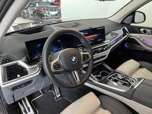 BMW X7 bild 6