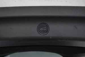 Tesla Model Y bild 26
