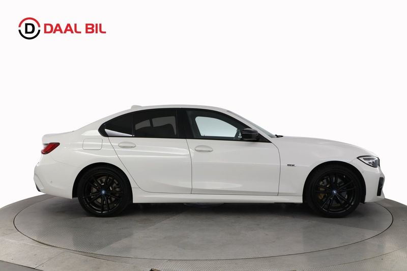 BMW 330 bild 5