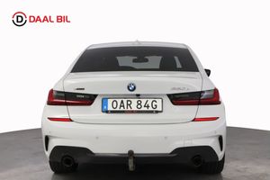 BMW 330 bild 7