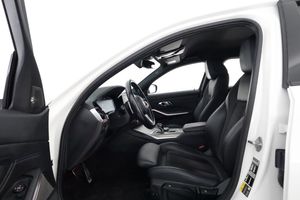 BMW 330 bild 10