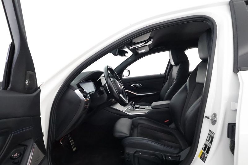 BMW 330 bild 10