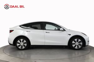 Tesla Model Y bild 5