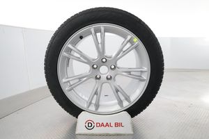 Tesla Model Y bild 23